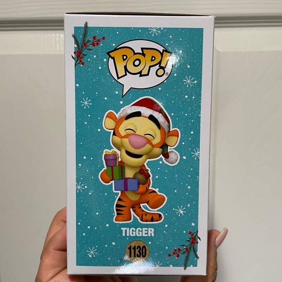 Christmas Tigger Disney Funko pop - Picture 5 of 6